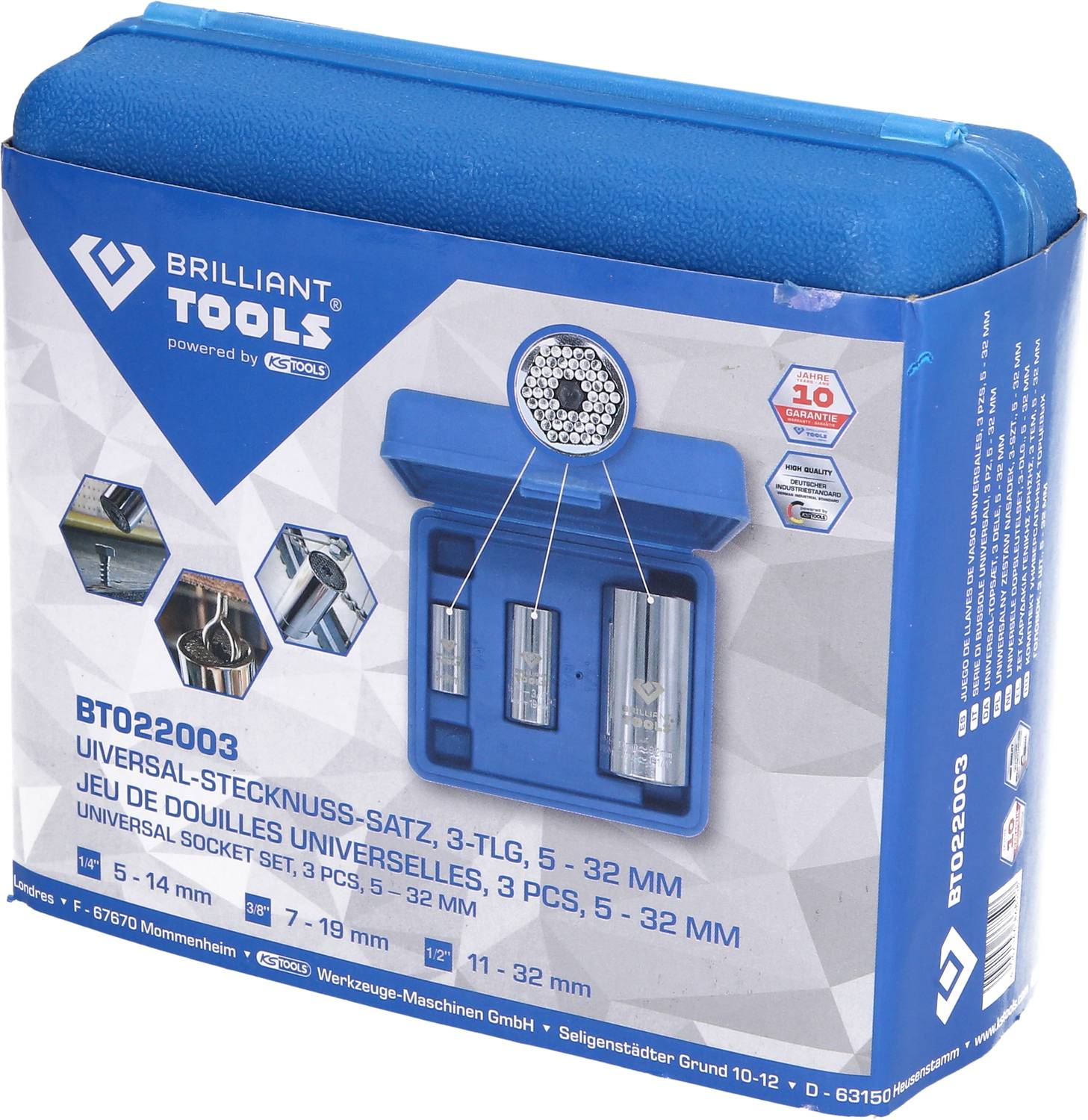 Egy kék bőrönd egy 3 részes univerzális dugókulcs készlettel, amely 6-32 mm-es csavarokhoz használható. A márka Brilliant Tools.