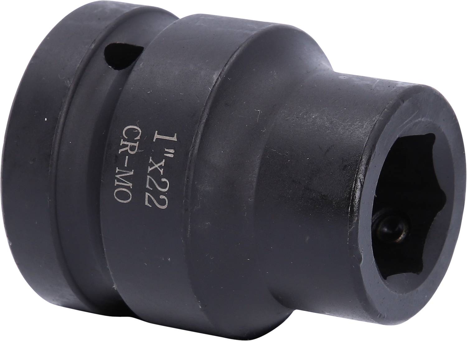 Fekete fémből készült dugókulcs-adapter, '1"x22 CR-MO' jelöléssel.