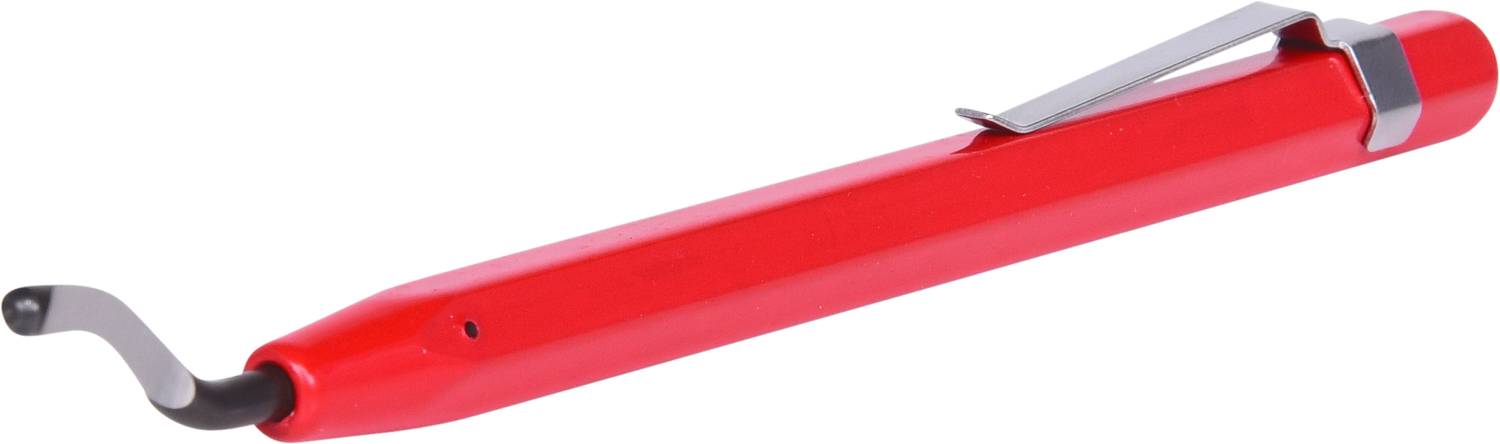 Egy piros sorjázó fekete pengével és ezüst csipesszel, amelyet anyagok sorjamentesítésére használnak.