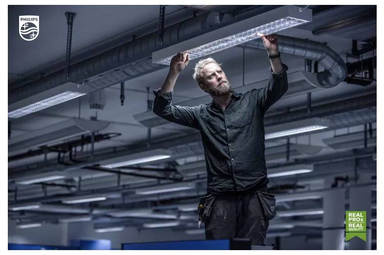 Philips LED LED csövek EEK: E (A - G) G13 Cső forma T8 KVG 20 W Semleges fehér (Ø x H) 28 mm x 1500 mm 10 db-1