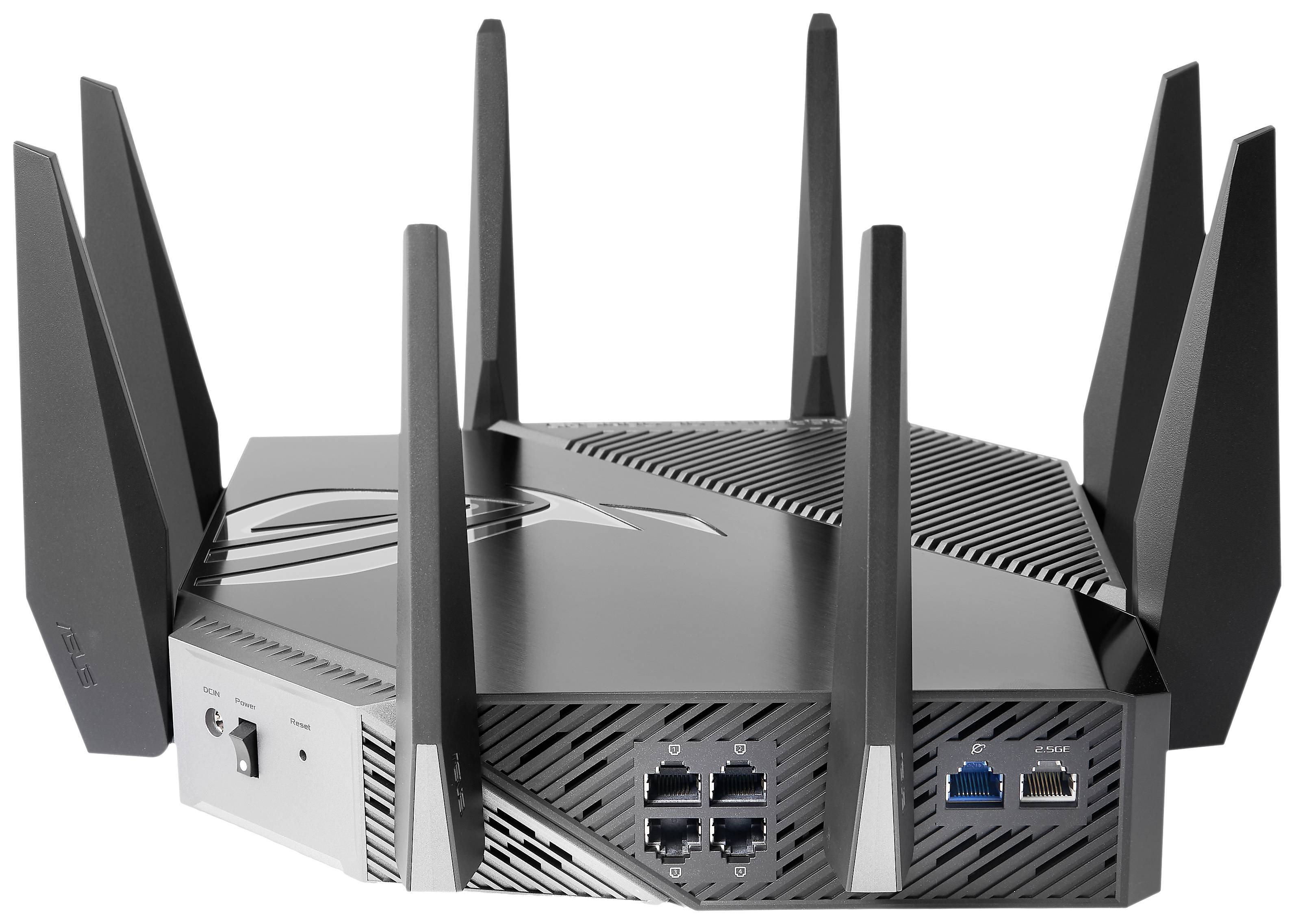 Egy modern WLAN-router több antennával és Ethernet-csatlakozókkal, amely optimalizálva van gyors internetkapcsolatokhoz és maximális lefedettséghez.