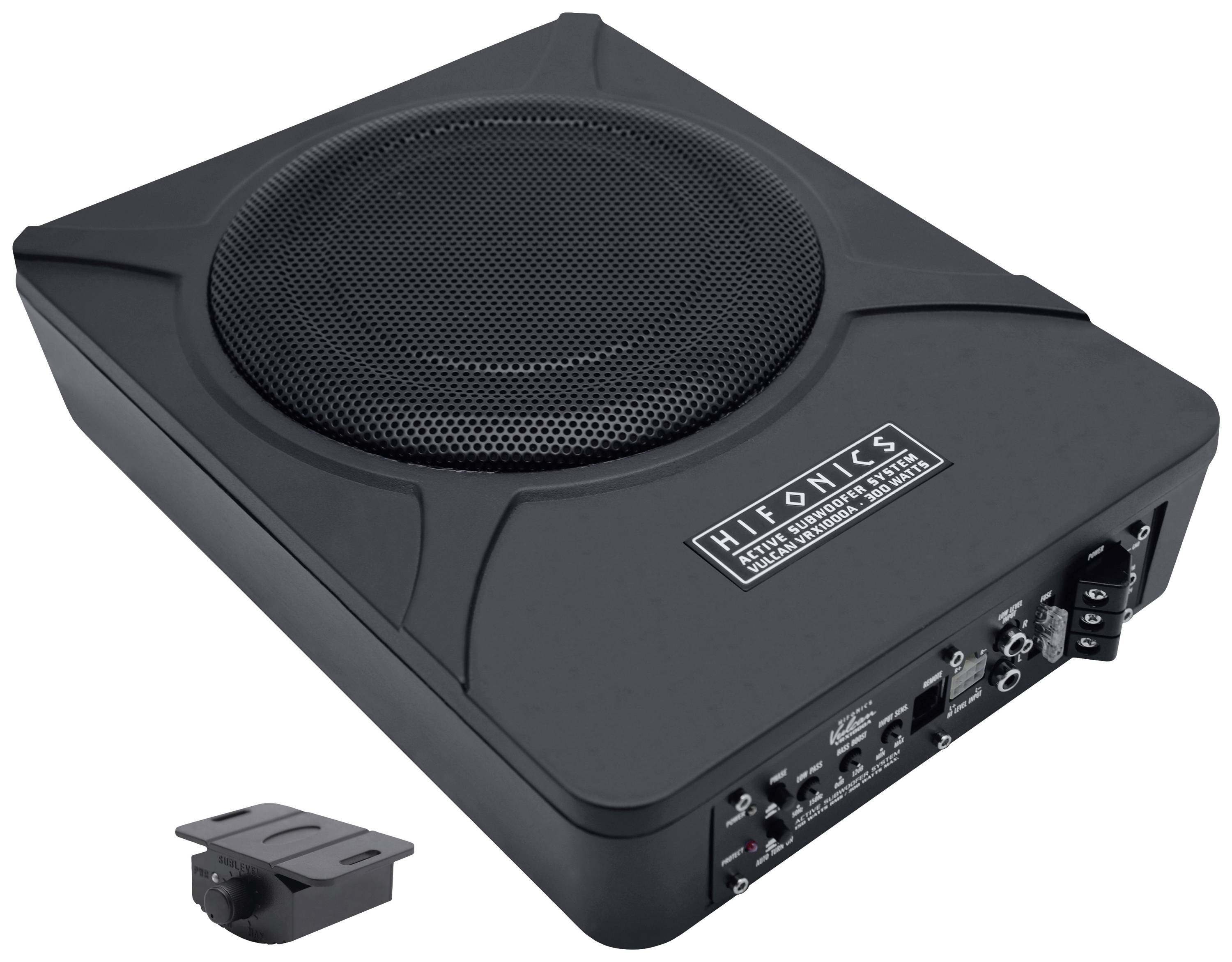 Aktív autós mélynyomó beépített erősítővel, tápellátási és audiocsatlakozókkal. Kompakt és lapos kivitelű.
