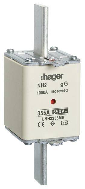 Egy Hager márkájú NH2-típusú biztosítóbetét, 355A és 690V névleges értékekre, az IEC 60269-2 szabvány szerint, fémből készült felső és alsó csatlakozásokkal.