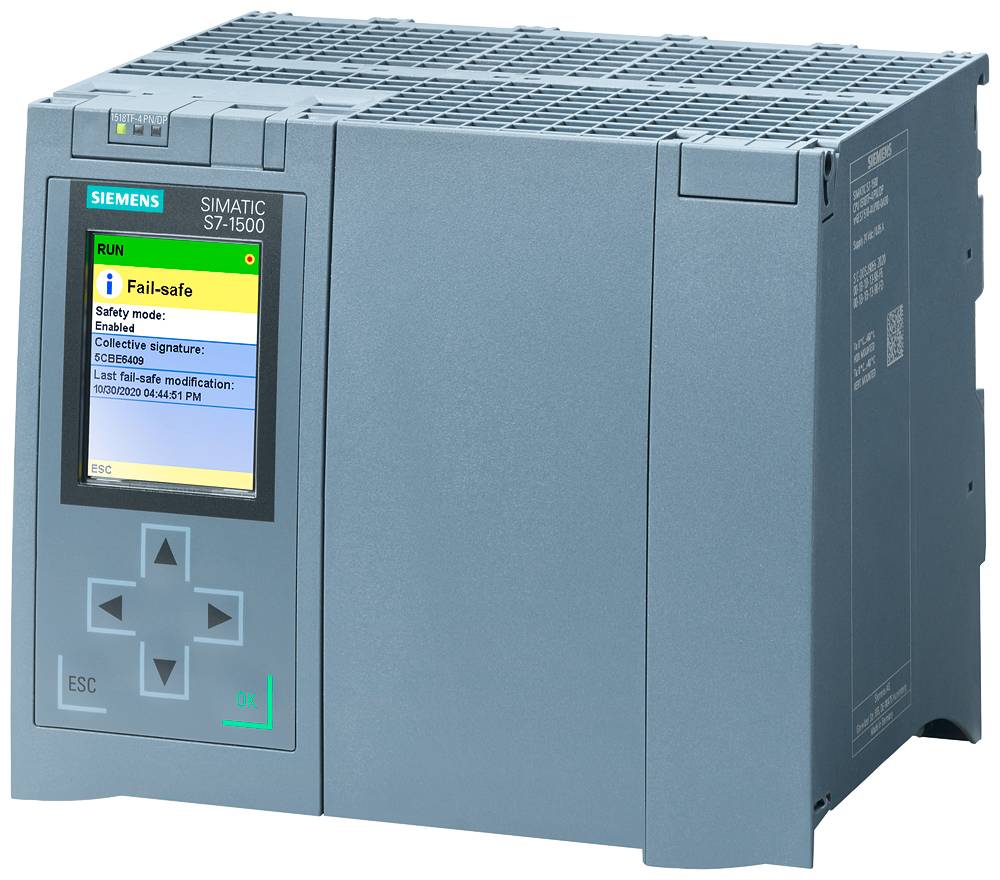 Egy Siemens SIMATIC S7-1500 automatizálási vezérlőeszköz hibabiztos ('Fail-safe') üzenetet jelenít meg a kijelzőjén.