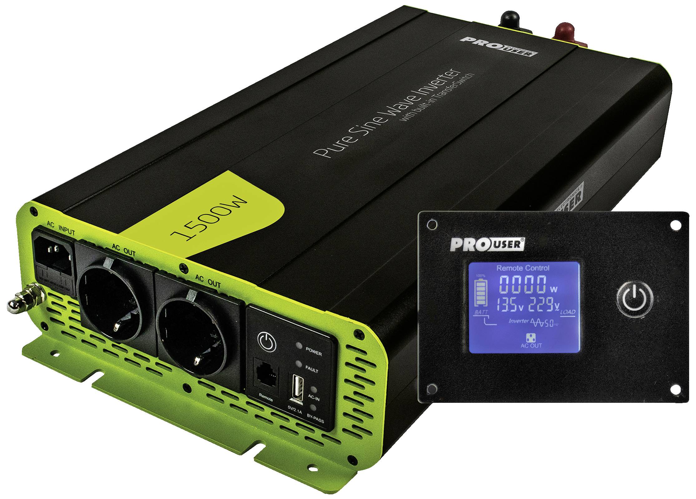 'PROuser 1500W feszültségátalakító' két AC-kimenettel, USB-csatlakozóval és távirányítóval. A kijelző mutatja a teljesítményt és a feszültséget.