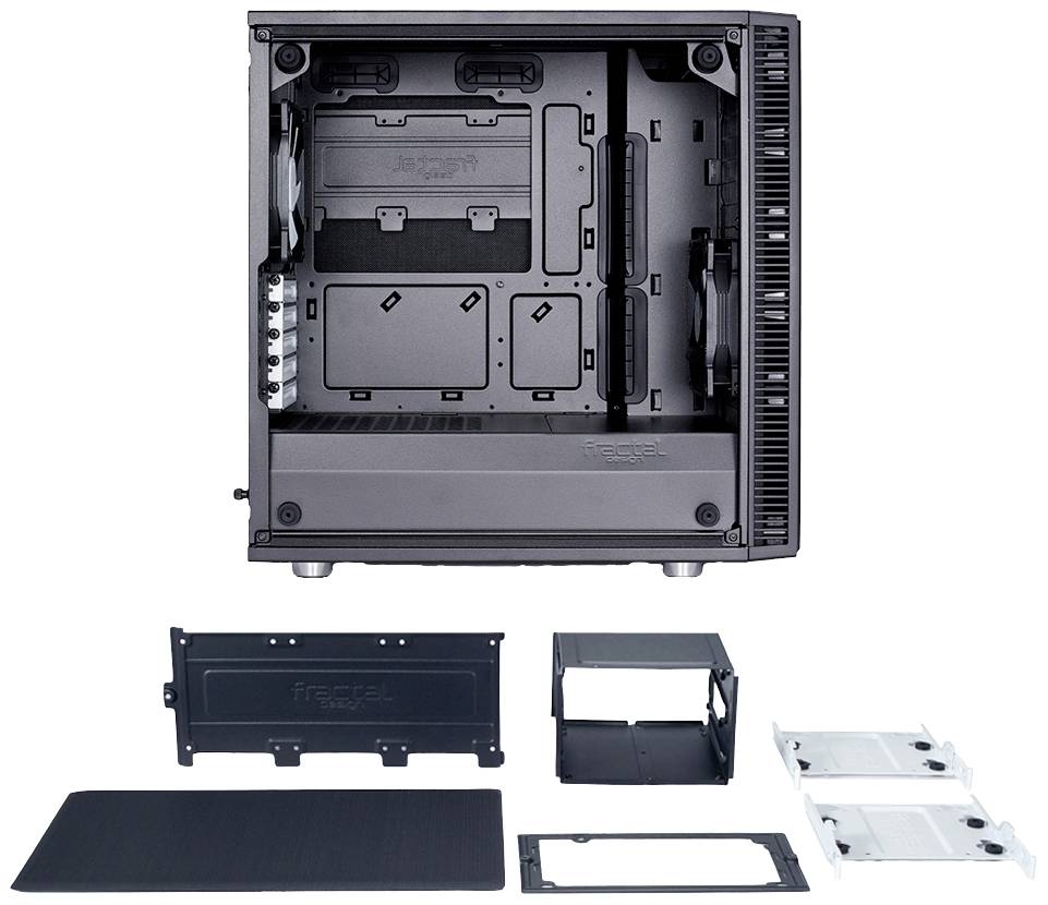 Nyitott számítógépház kivehető tartókkal és burkolatokkal, egyedi PC-konfigurációkhoz alkalmas.