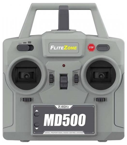Szürke távirányító kontroller két botkormánnyal, egy piros leállító gombbal és a 'FLITE ZONE MD500 2.4GHz' felirattal.