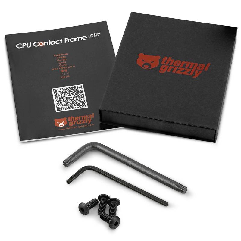A Thermal Grizzly 'CPU Contact Frame' csomagolása, útmutatója QR-kóddal, két imbuszkulcs és négy csavar fehér háttérrel.