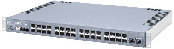 Egy ezüstszínű hálózati switch több csatlakozóval az elülső oldalán egy szabványos rack-szekrénybe szerelve.
