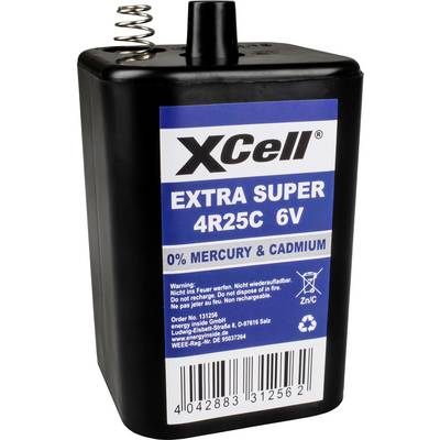 Fekete akkumulátor kék címkével, szöveg 'XCell EXTRA SUPER 4R25C 6V', megjegyzés '0% HIGANY & KADMIUM', és figyelmeztető jelzések.