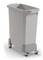 Szürke, négyszögletű szeméttároló kerekekkel az alsó részén, amely egyszerű mobilitást biztosít beltéri terekhez.