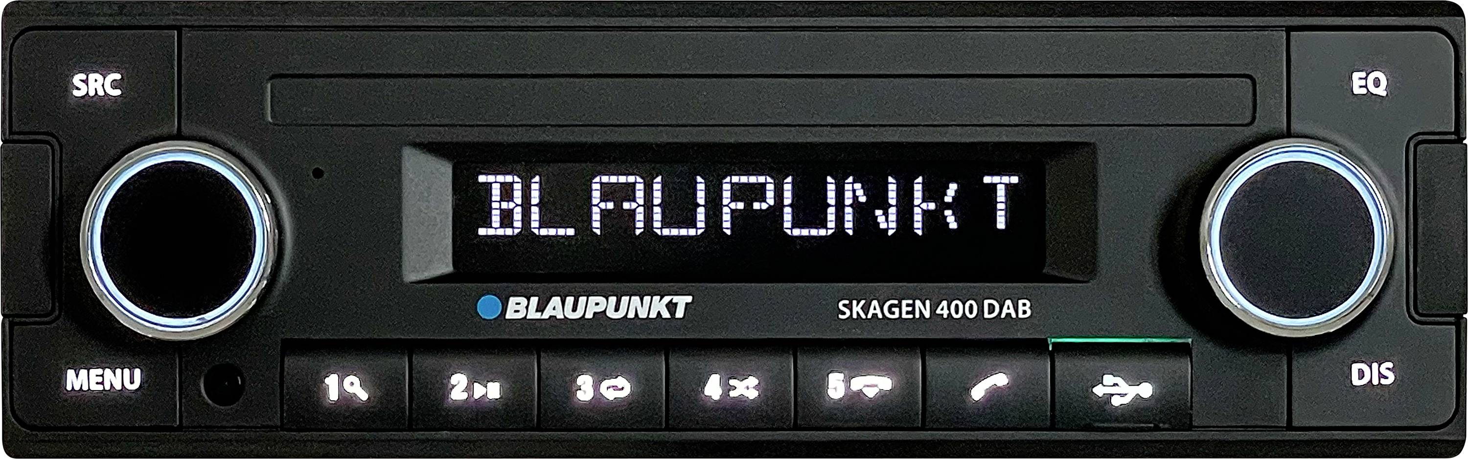 Blaupunkt autórádió első nézete kijelzővel, amelyen a 'BLAUPUNKT' felirat látható. Menü- és equalizer gombok. Modell: Skagen 400 DAB.