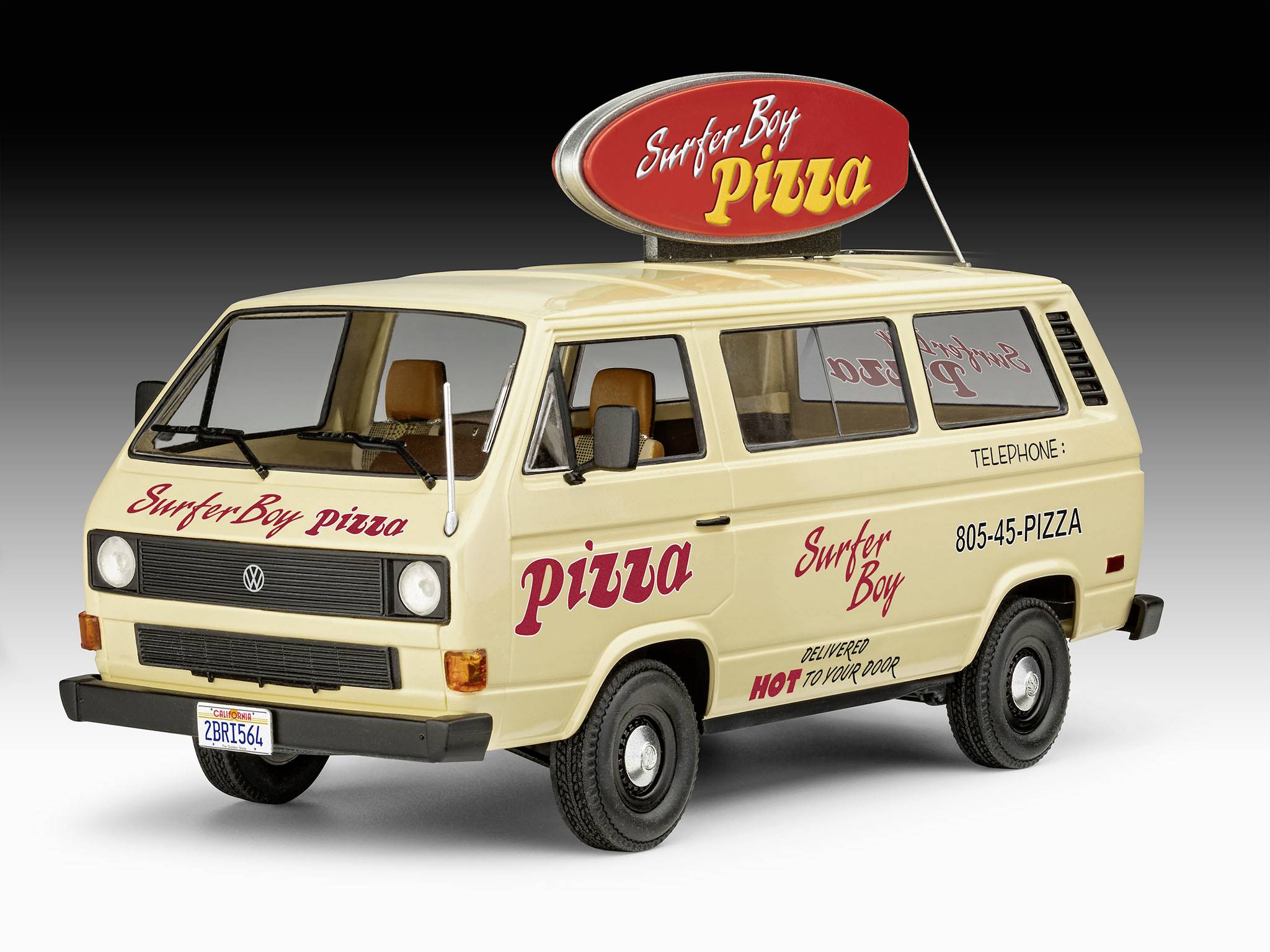 Egy krémszínű furgon, amelyen a 'Surfer Boy Pizza' felirat olvasható. Az oldalsó részen a 805-45-PIZZA telefonszám van feltüntetve.