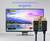 Egy monitor egy élénk tó- és hegyvidéki jelenetet jelenít meg, amelyen '4K ULTRA HD' felirat látható, előtérben két HDMI-kábellel. Szöveg: 'Kiváló Vizuális Élmény 4K@60Hz.'