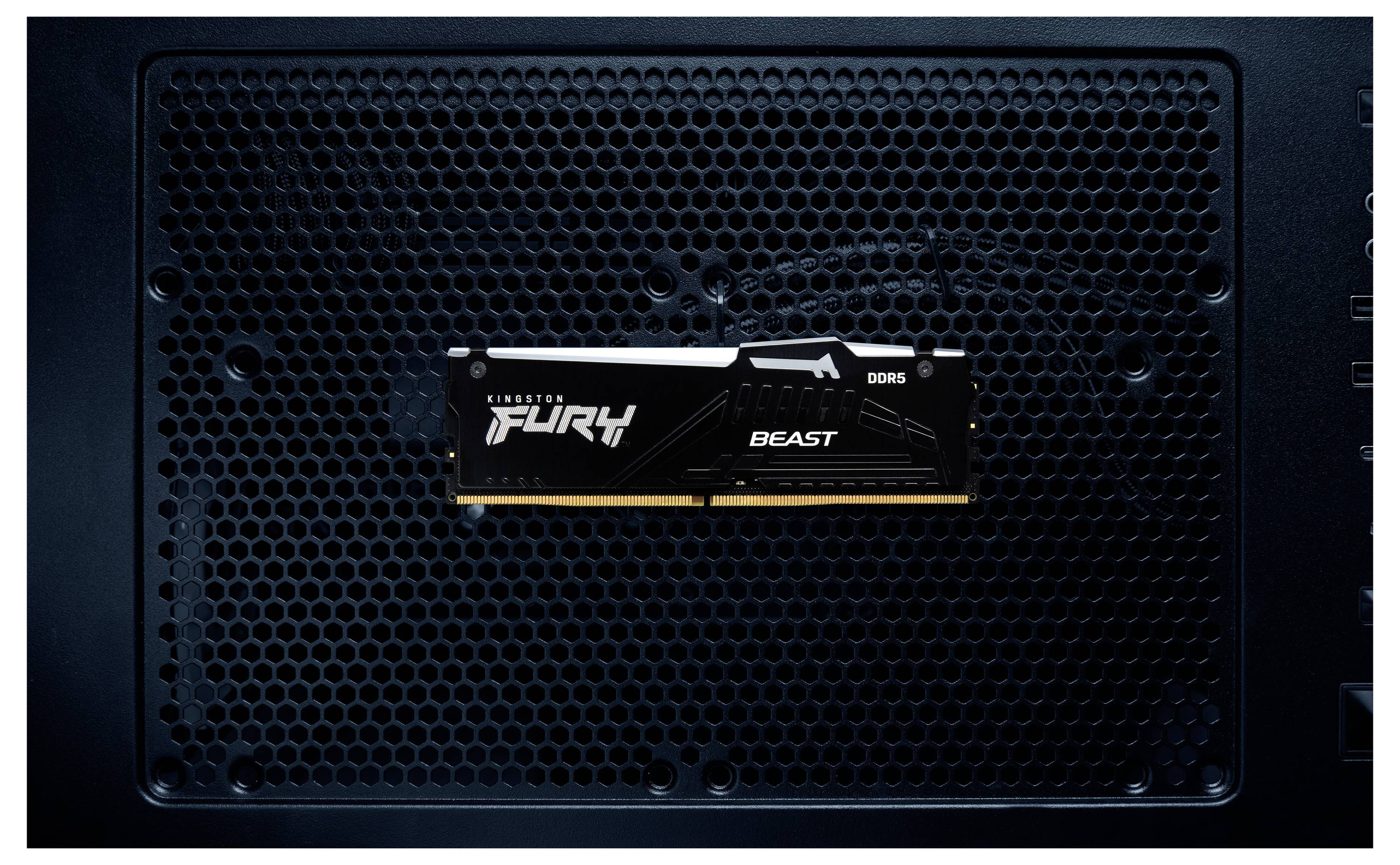 Kingston KF556C36BBE2A Desktop munkamemória DDR5 32 GB 1 x 32 GB 288pin DIMM CL36 KF556C36BBE2A-32-12