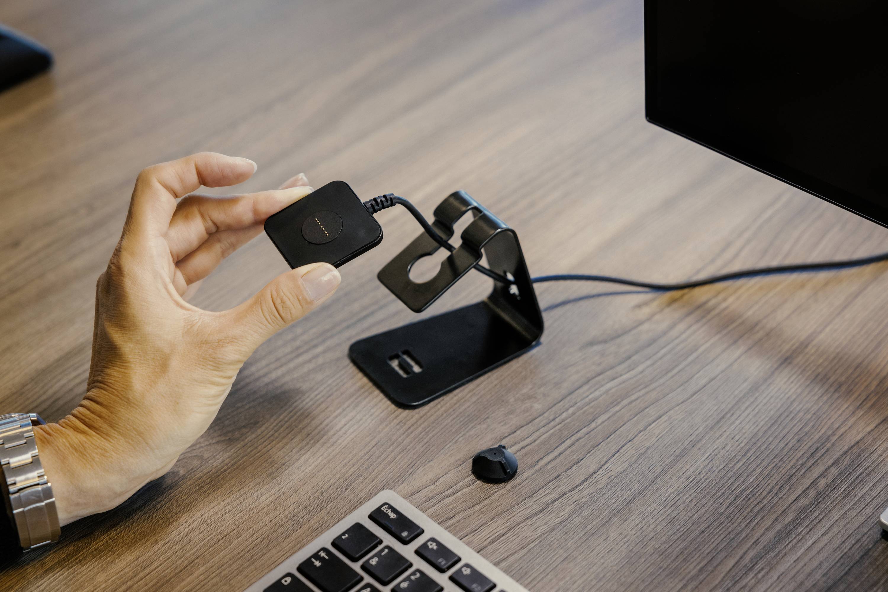 Crosscall Töltőállomás 18 W X-DockE Ladegerät 1301299999435 Kimenetek 1x USB-C® Fekete-9