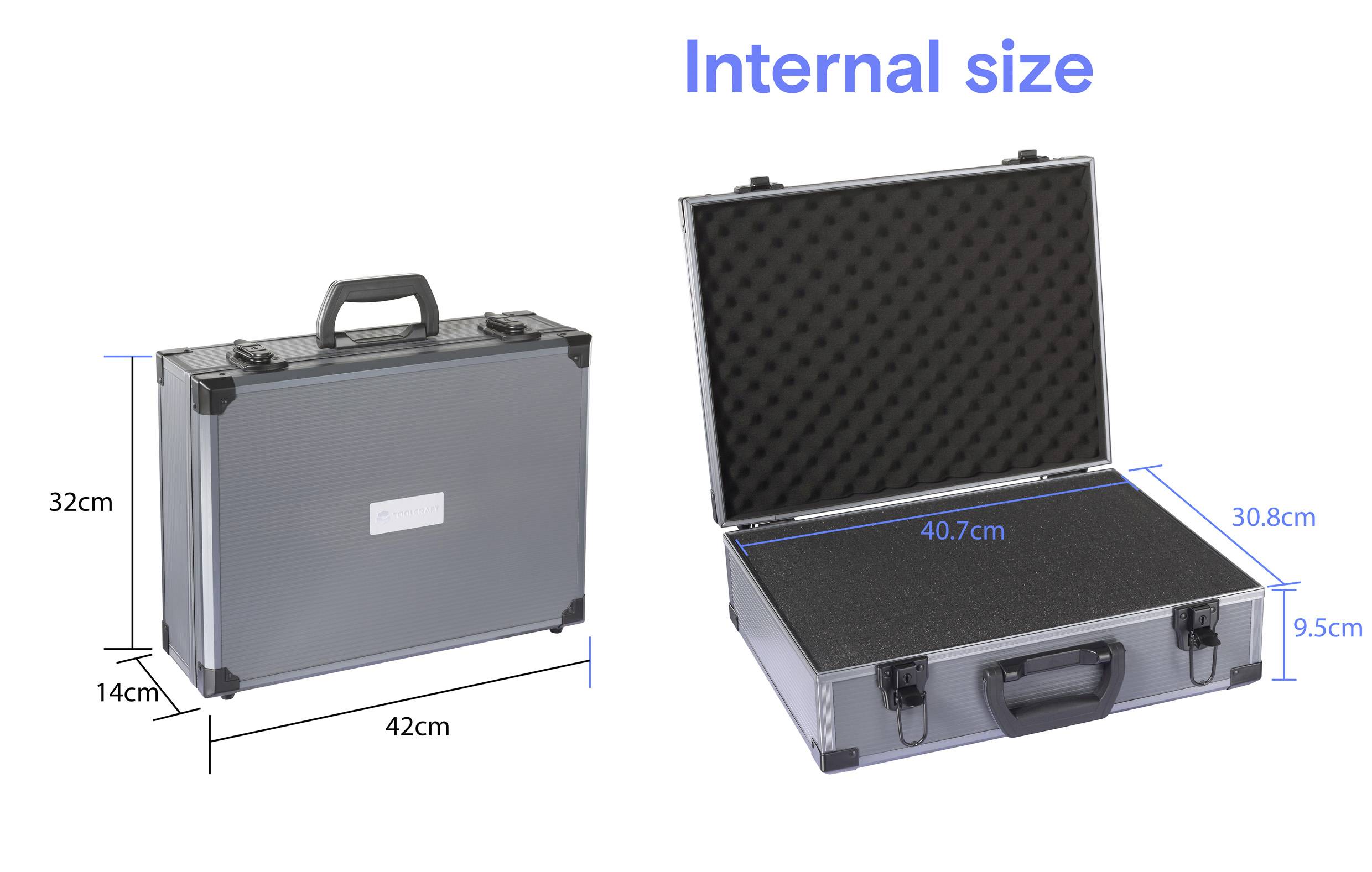 'Fémkoffer fogantyúval, zárt állapotban: 42cm x 32cm x 14cm; nyitott állapotban belső méret: 40,7cm x 30,8cm x 9,5cm, fekete béléssel belül.'