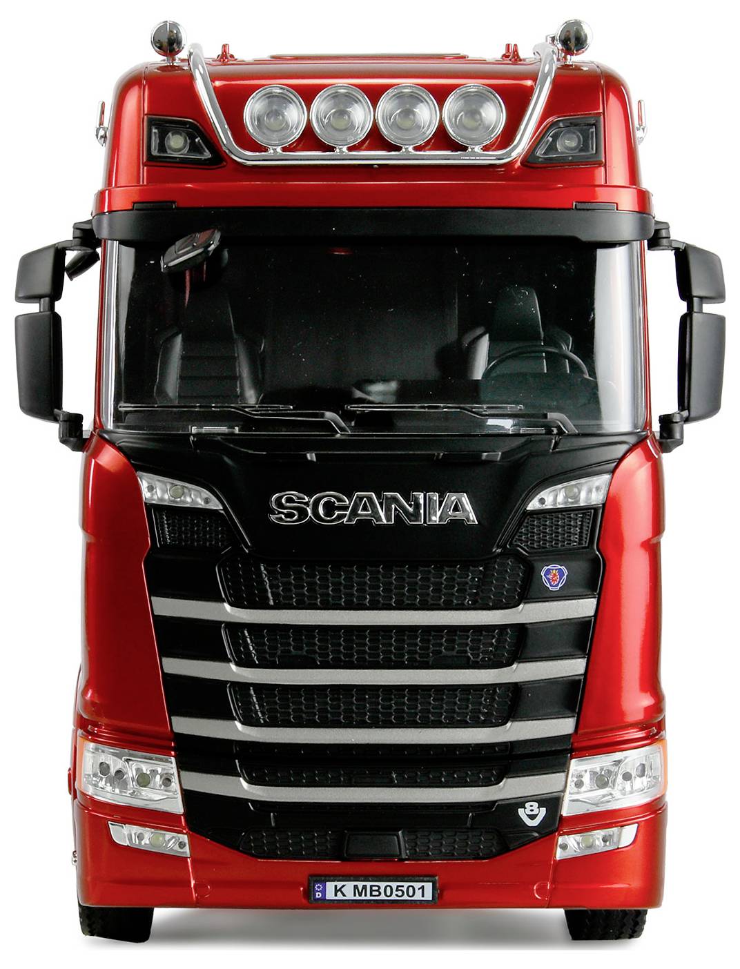 Elölnézetben egy piros Scania tehergépjármű, amely hangsúlyos fényszórókkal és jól látható rendszámtáblával rendelkezik.