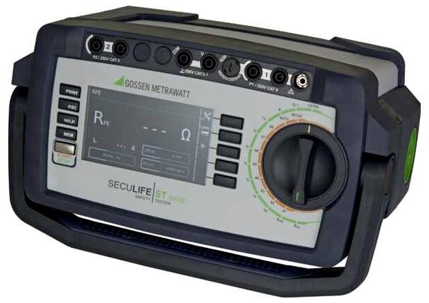 Gossen Metrawatt Seculife ST Safe' típusú elektromos biztonsági teszter kijelzővel és vezérlőtárcsával. Orvostechnikai eszközök biztonságának ellenőrzésére használják.