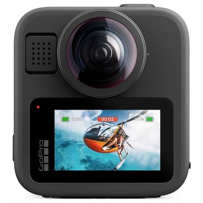 GoPro kamera egy előnézeti képernyővel, amely egy helikopter légi felvételét mutatja tiszta kék víz felett, egy kalandos jelenet rögzítése közben.