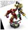 A LEGO szett egy Iron Man által viselt Hulkbuster páncélban és a Hulk közötti csatajelenetet ábrázol egy városi utcán, az 'Avengers: Ultron kora' című film alapján.