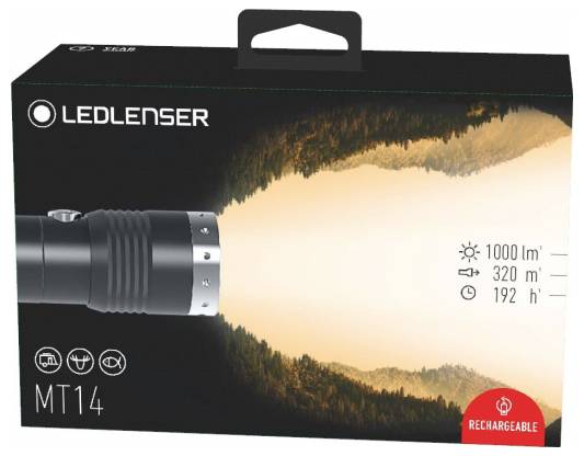 LEDLENSER MT14 elemlámpa csomagolása, amely az elemlámpát erdős háttér előtt mutatja. Jellemzői közé tartozik 1000 lumen fényerő, 320 méteres hatótávolság, 192 óra üzemidő, újratölthető kivitel.