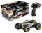 Egy távirányítós terepjáró járműve a dobozával és vezérlőegységével. A jármű fekete, sárga és kék részletekkel, nagy méretű kerekekkel.