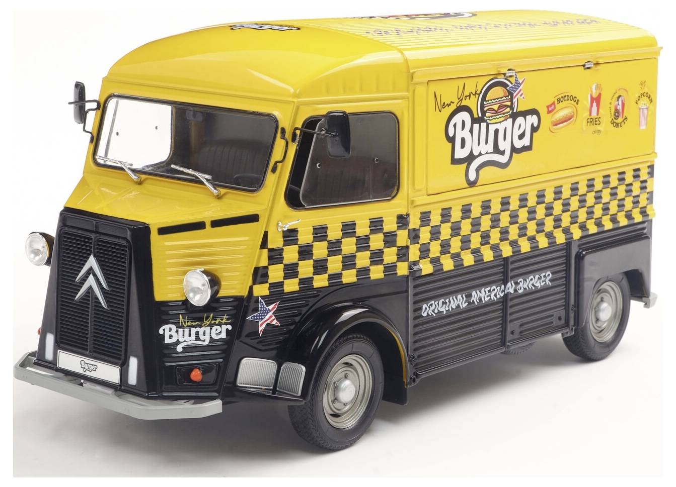 Egy vintage sárga ételbusz „New York Burger" márkafelirattal, kockás mintázattal és hamburgerek illusztrációival.