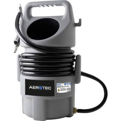 Egy szürke ipari porszívó az „AEROTEC" felirattal, fekete csővel a teste köré tekerve, fogantyúval a tetején és látható fúvókával.