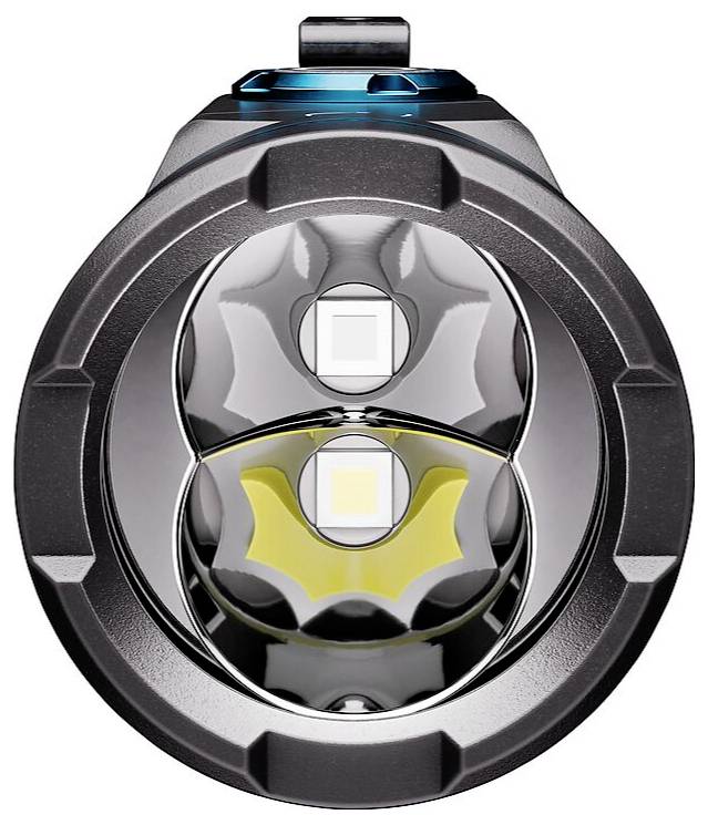 Egy közelkép egy zseblámpa fejéről, amelyben két LED-izzó látható egy fémtokozásban, kifejezetten megnövelt fényerő és tartósság érdekében tervezve.
