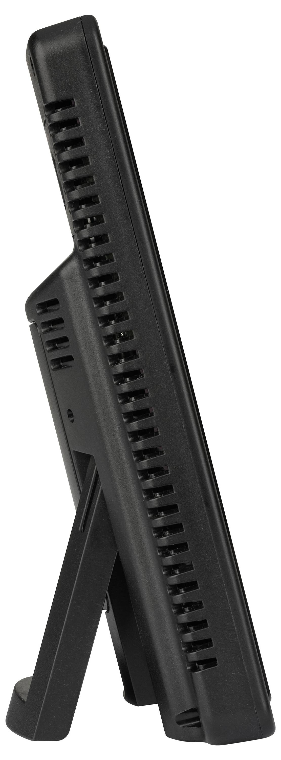 Egy digitális eszköz, amely szellőztetett hátlappal rendelkezik, függőleges helyzetben állványon pozícionálva a stabilitás érdekében, sima, kompakt kialakítást mutatva be.