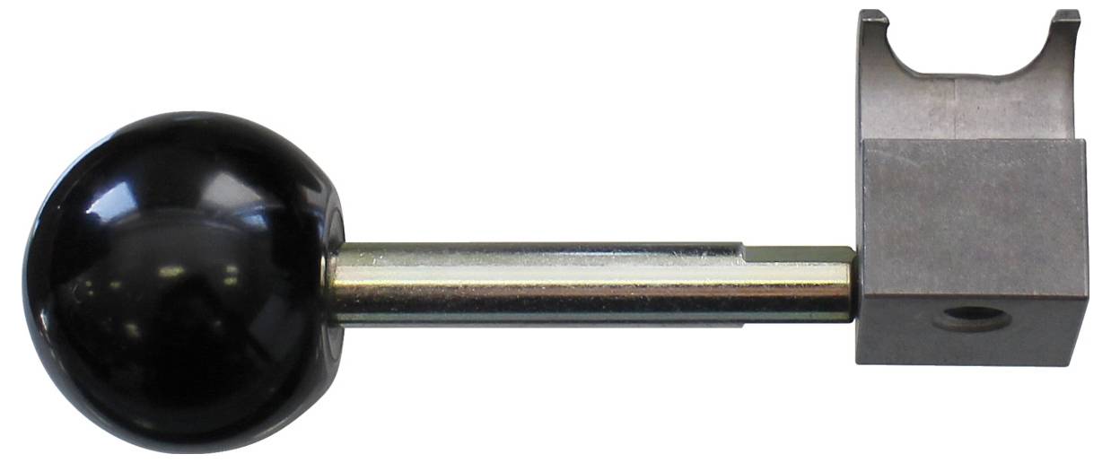 Egy fém tengely fekete gömb alakú fogantyúval, amely egy téglalap alakú blokkhoz van rögzítve, valószínűleg egy mechanikus eszköz vagy szerszám része.