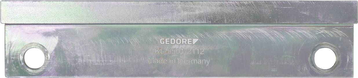 Egy fém szerszám két furattal mindkét végén, amely feliratra 'Gedore 46 Brow 412 Made in Germany'.