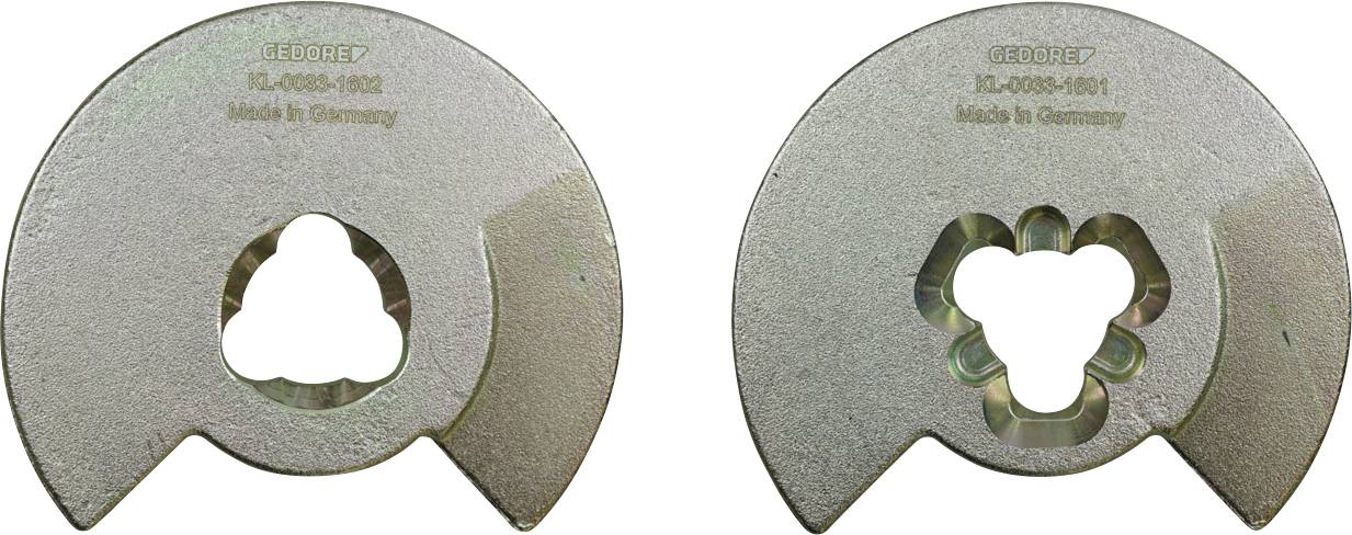 Két fém, félhold alakú szerszám, központi nyílással és feliratokkal: "IL-0043-1001 Made in Germany", vízszereléshez használatos.