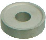 Fém lapú alátét, amelynek közepén egy kerek lyuk van, és a célja az, hogy elosztsa a csavar vagy anya terhelését.