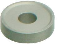 Egy kerek, lapos, ezüst korong egy központi lyukkal, amely egy fém alátéthez hasonlít.