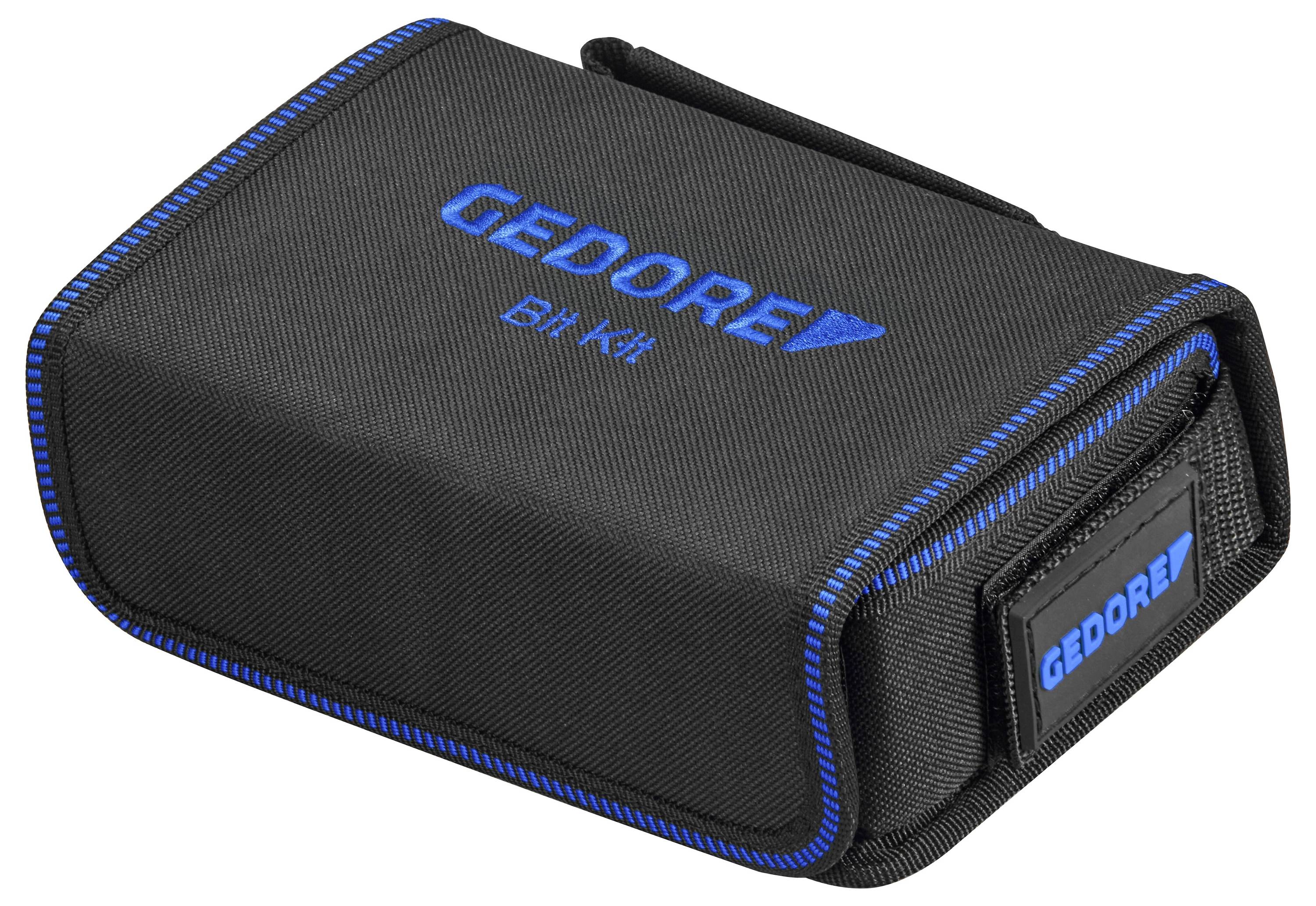 "GEDORE" logó egy fekete és kék zippes szerszámtáskán, "BX K7" szöveggel, amely egy kompakt és hordozható szerszámkészletet jelöl.