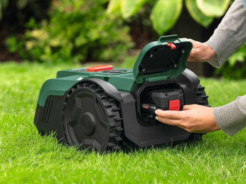 Bosch Home and Garden 06008E1000 VISIMOW18V-100 Fűnyíró robot-4