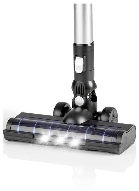 Egy LED-es világítással ellátott porszívó padló fúvóka látható, amely egy elegáns kézben tartható porszívó része, fém fogantyúval és fekete műanyag alkatrészekkel.
