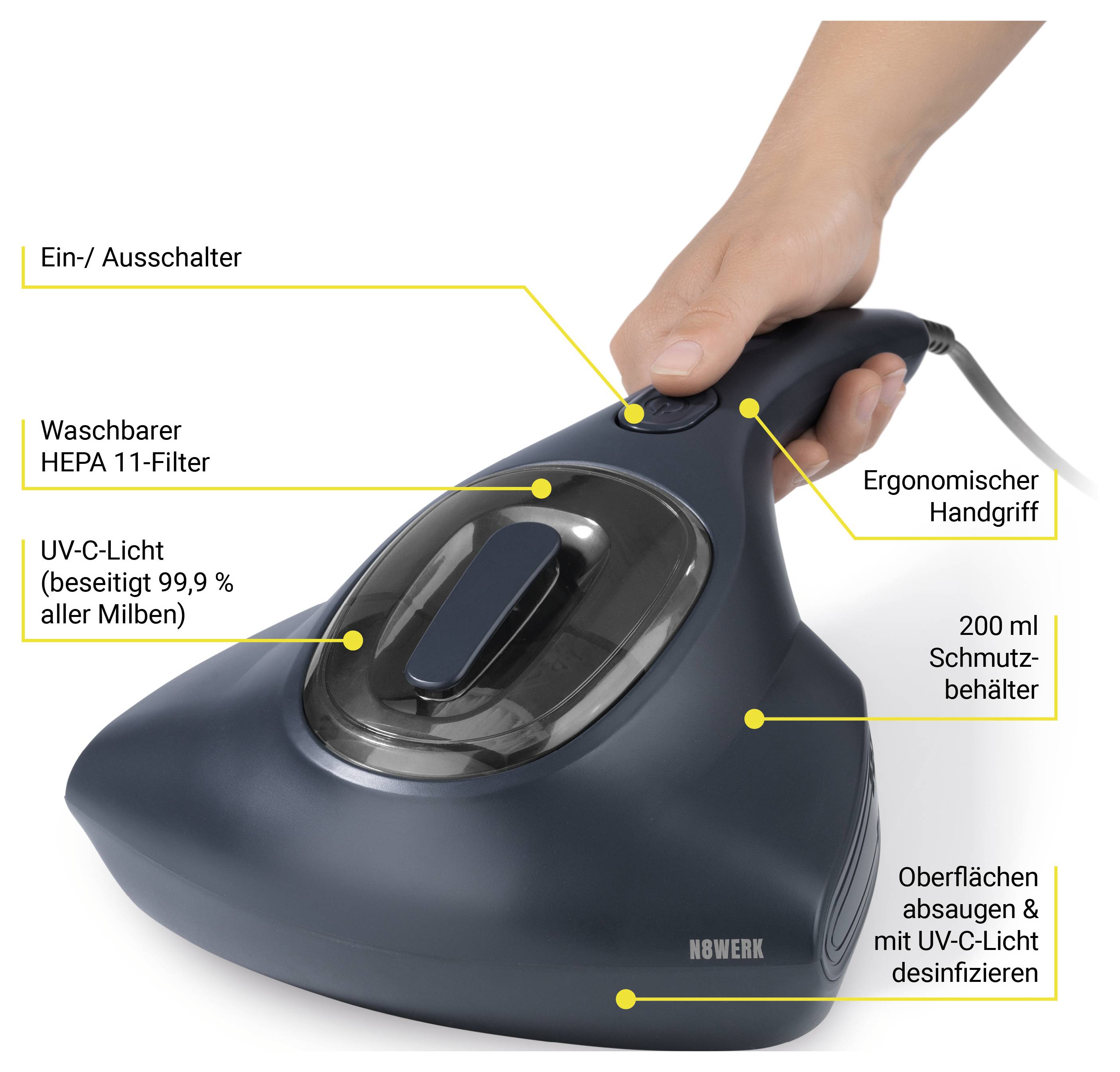 Kézi porszívó ergonomikus nyéllel, mosható HEPA szűrővel, UV-C fénnyel és 200 ml-es portalonnyal. A címkék jelzik a funkciókat.
