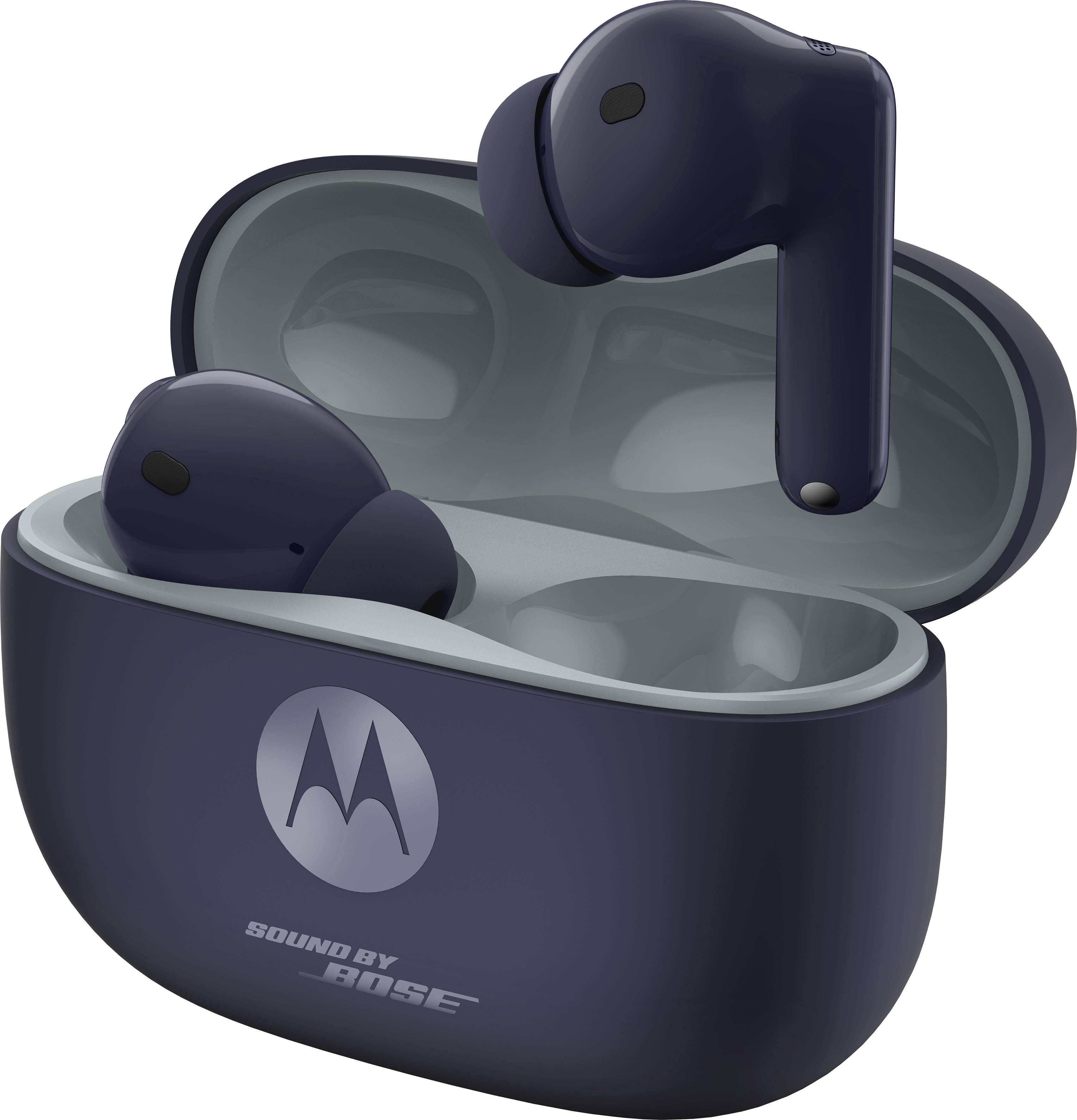 Egy pár sötét színű vezeték nélküli fülhallgató egy nyitott töltőtokban, Motorola logóval és „Sound by Bose" márkajelzéssel.