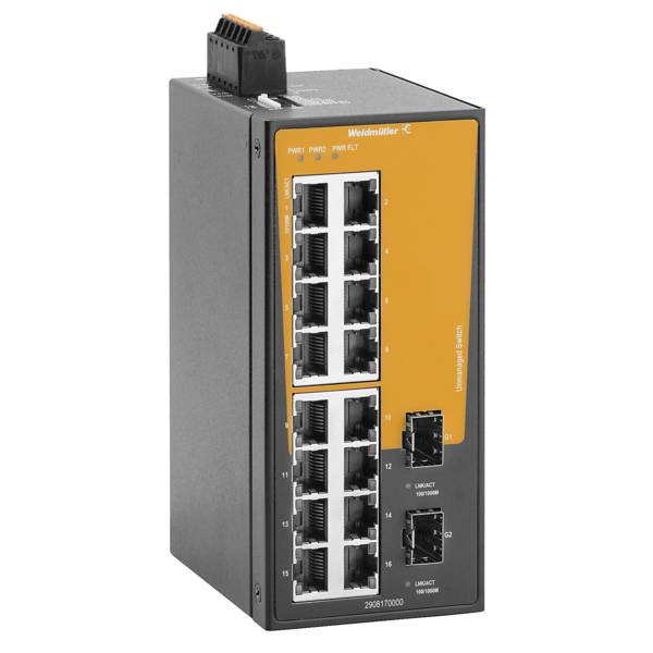 Piros Ethernet hálózati kábel RJ45 csatlakozókkal, fehér háttéren tekercselt.