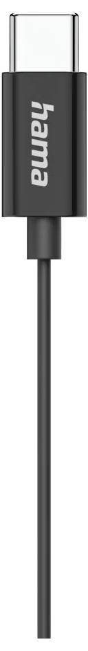 Fehér USB-C töltőkábel arany csatlakozókkal, fehér háttéren felcsavarodva.