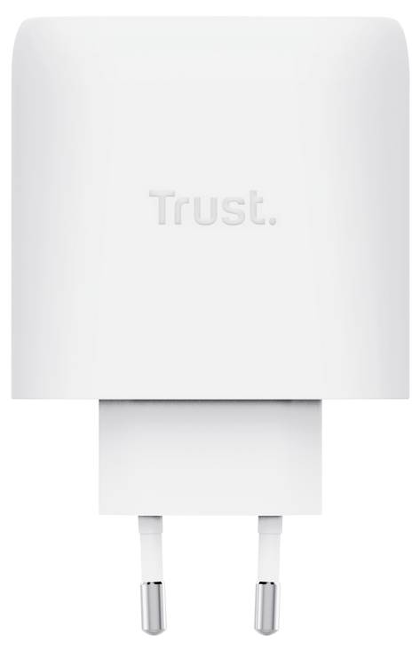 Fehér White Trust márkájú kétágú falra szerelhető hálózati adapter töltő egyszerű háttéren.