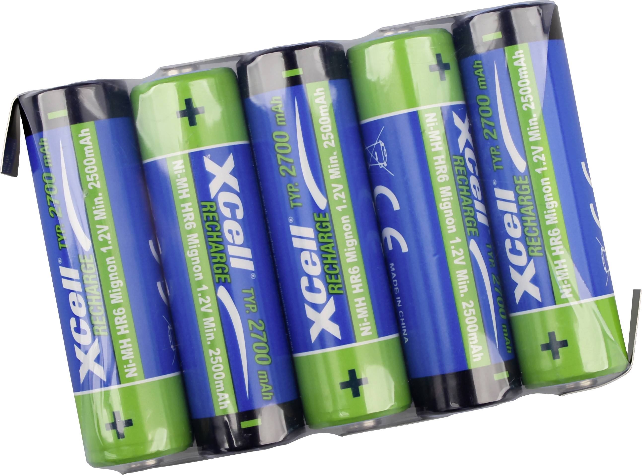 Hat Xcell újratölthető AA elem egy műanyag tartóban, 1,2V Ni-MH 2500mAh jelöléssel.