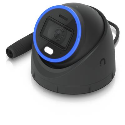 Kompakt fekete biztonsági kamera, amely a lencse körül világító kék gyűrűvel rendelkezik, csatlakoztatott kábellel, fehér háttéren megjelenítve.