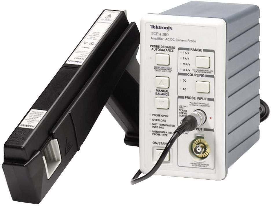 Egy Tektronix TCPA300 áramszenzor kábeles csatlakoztatással, amely egy szenzorházból és egy kijelzőegységből áll, gombokkal és kijelzőkkel.