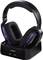 Fülhallgató töltőállomáson, fekete dizájn, 'Thomson' márka, puha fülpárnákkal és oldalsó kezelőszervekkel.
