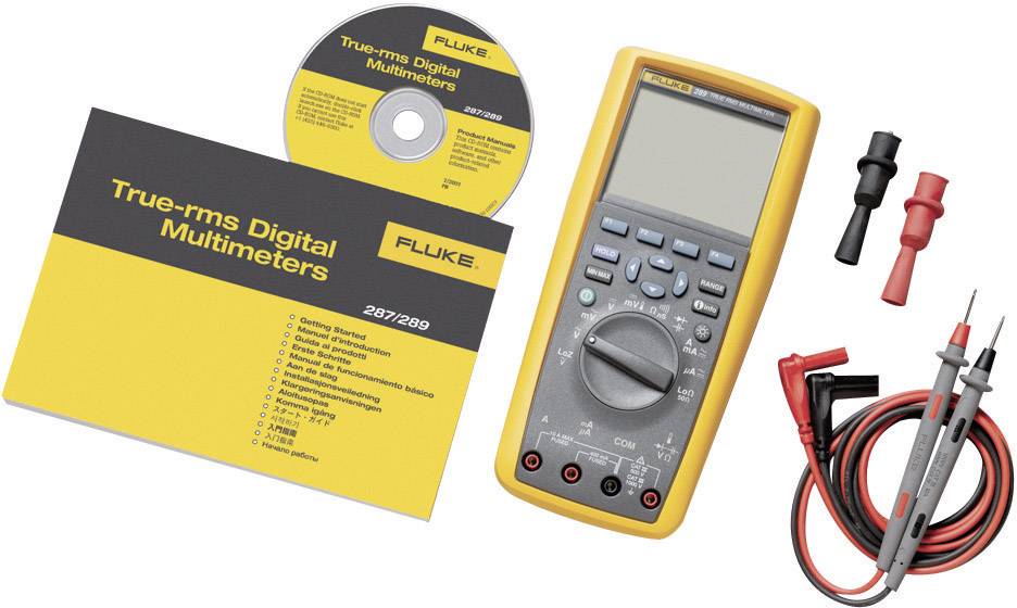 Digitális multiméter szett CD-vel, útmutatóval és mérővezetékekkel. A multiméter értékeket jelenít meg a kijelzőn. A tartozékok között piros és fekete mérőkábelek találhatók.
