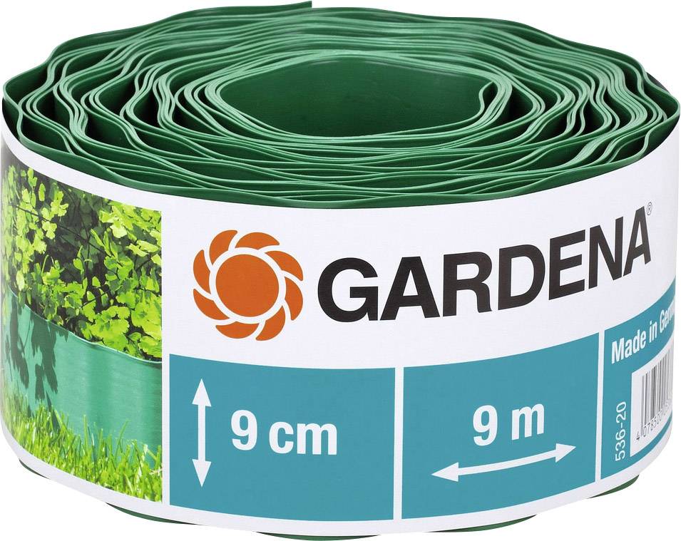 'Gardena' Gyepszegély szalag, zöld, 9 cm x 9 m, műanyag. A csomagon kerti felhasználás látható.